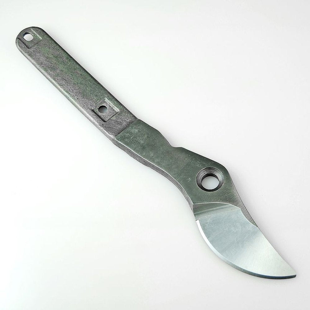 Corona Replacement Blade 6400-1 for WL-6420, WL-6450, and WL-6470, featuring durable metal construction.